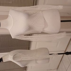 4/$40 New White Mesh Top - Size Small